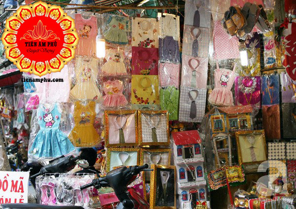 Cùng khám phá làng nghề vàng mã văn hội