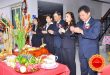lãnh đạo doanh nghiệp cúng khấn khai trương