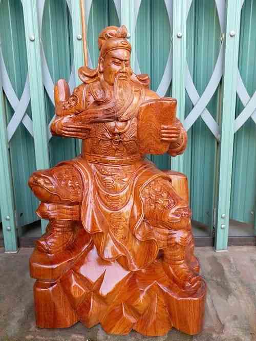 Tượng Quan Công Đọc sách