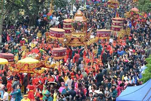 thành tâm đi lễ chùa