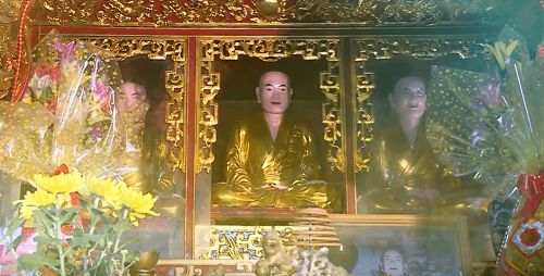 tượng phật chùa đại bi